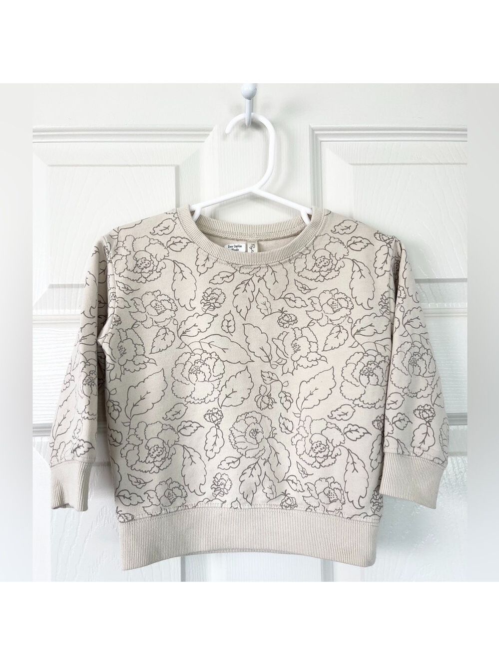 Rylee & Crew Floral Patterned Cream Beige Sweater